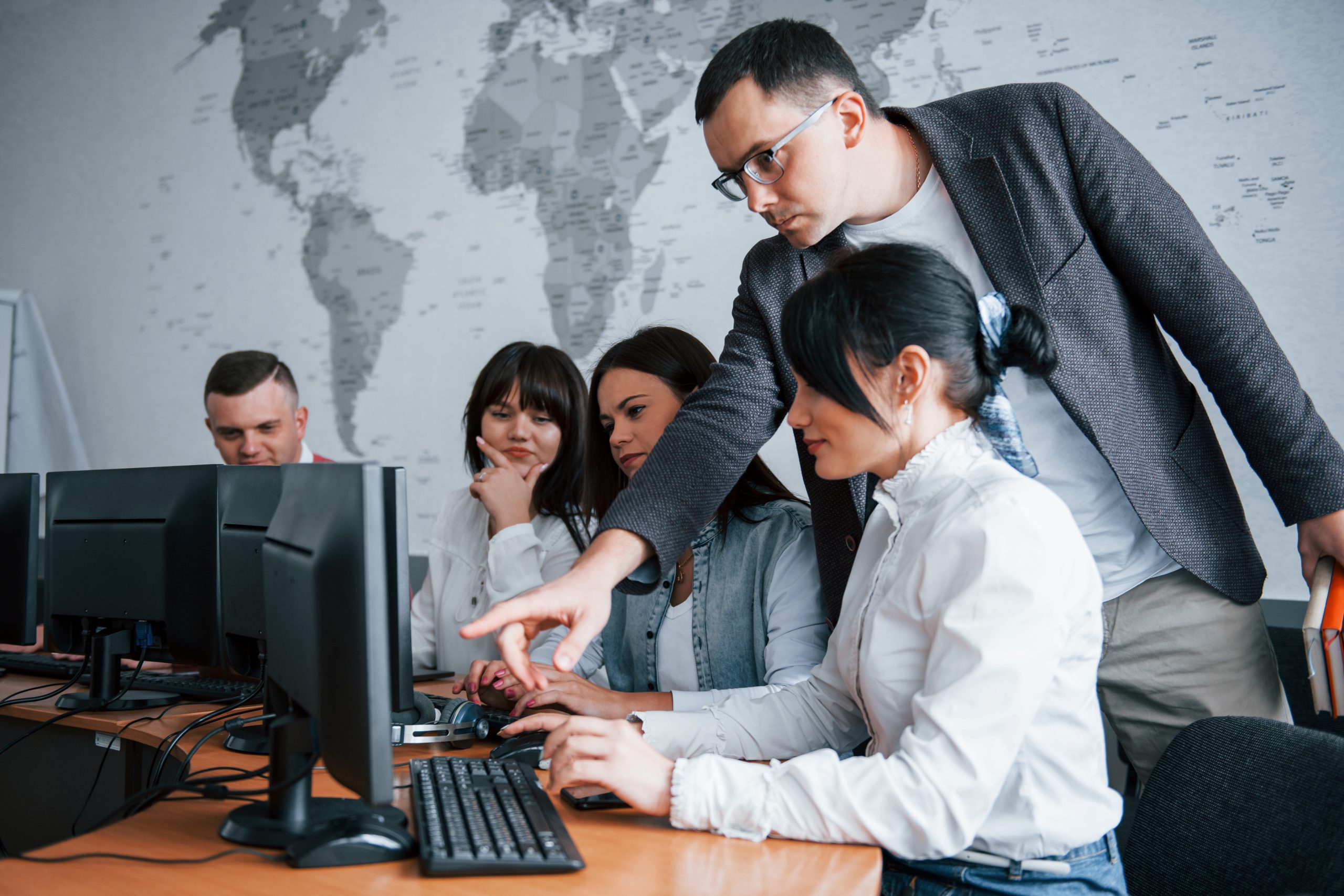 How Local IT Consultants Support Small Businesses
